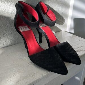 Vintage Jeffrey Campbell heels Size:10